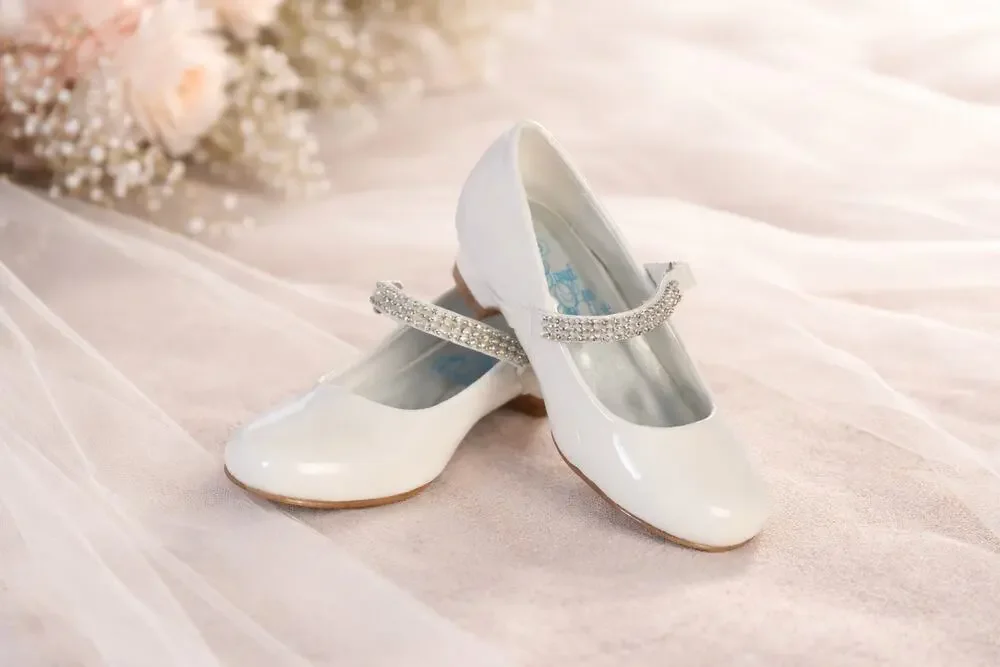 NEW Girl's Communion Dress Shoe-White/Patent Flat Shoe-Rhinestone Strap-Size 9T